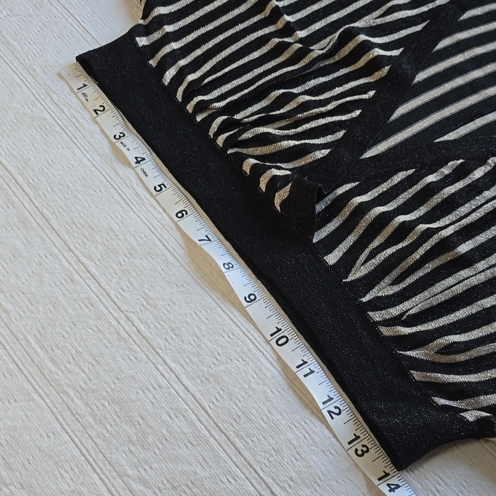 Shelley M Metallic Stripe Crop Wrap Top Size S - Picture 6 of 16